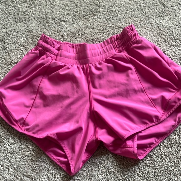 sonic pink hottt hot shorts size 4 4” - Picture 2 of 3